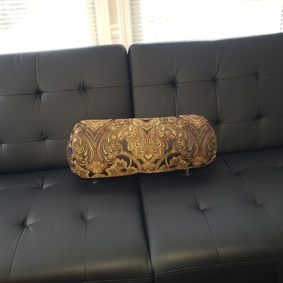 Pillows with designer fabric - Picture 2 of 3